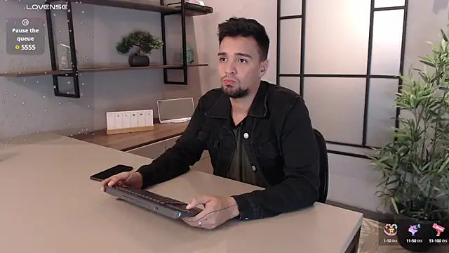 Edward max online show from 02-01-25, 03:19