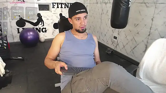 Edward max online show from 02-20-25, 05:44