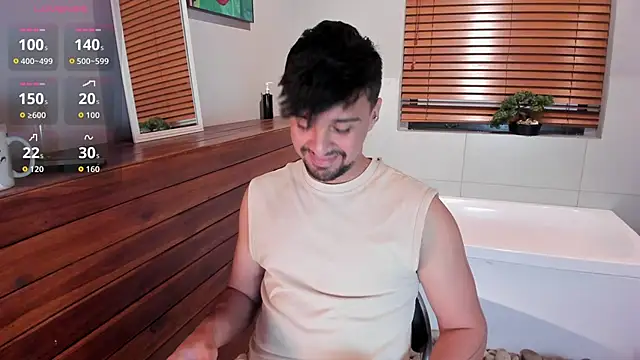 Edward max online show from 10-31-25, 03:51