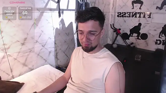 Edward max online show from 03-18-26, 03:42