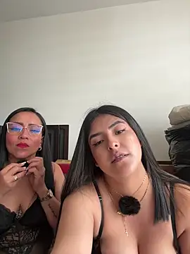 kim zaratte online show from 05-26-26, 03:08