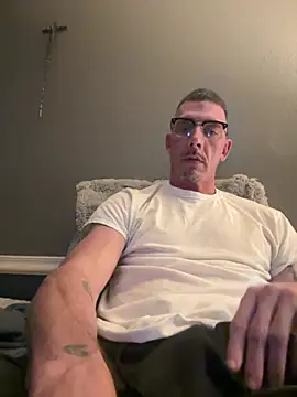 Snapshot of mike_hawks_nice chatting on 02-22-25, 04:51 mike hawks nice online show from 02-22-25, 04:51