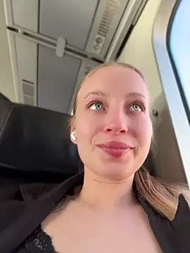 Hr Frk Olsen online show from 04-22-26, 06:38