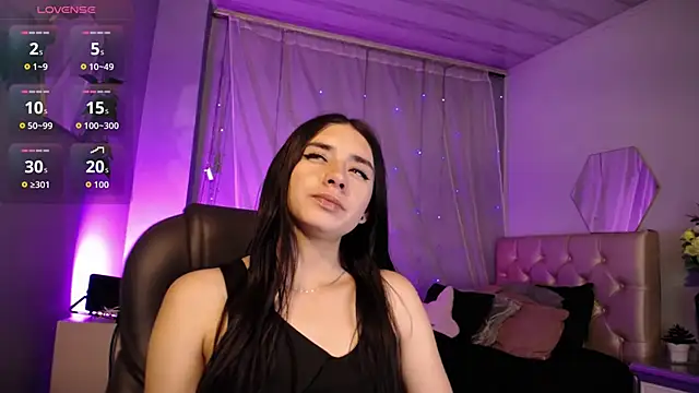 Kylie golden online show from 10-02-25, 02:02