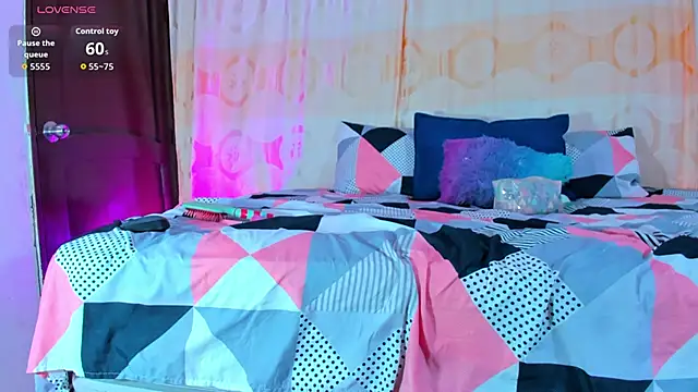 lanaa paul1 online show from 10-23-25, 09:02