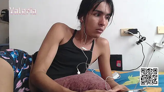 Snapshot of liissa_0 chatting on 03-12-26, 04:24 liissa 0 online show from 03-12-26, 04:24