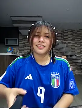 Elsa sweet online show from 06-15-26, 01:19