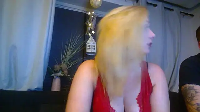 Snapshot of DevilsAngel13 chatting on 11-21-25, 11:25 DevilsAngel13 online show from 11-21-25, 11:25