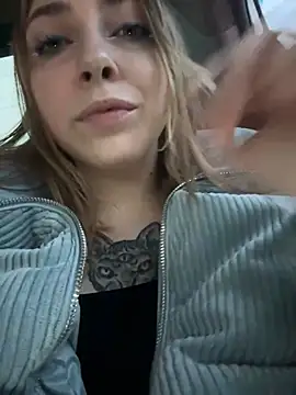 Sunny   Bunny online show from 12-15-24, 12:17