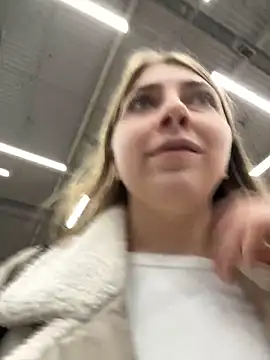 Sunny   Bunny online show from 12-30-24, 06:49