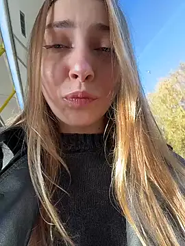 Sunny   Bunny online show from 10-17-25, 12:08