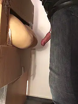 Snapshot of Inseminator69 chatting on 03-12-25, 03:40 Inseminator69 online show from 03-12-25, 03:40