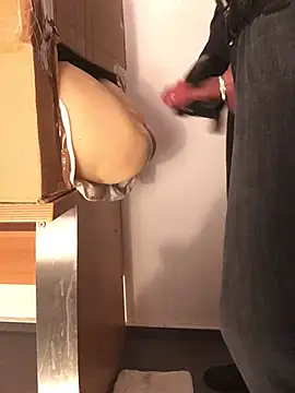 Snapshot of Inseminator69 chatting on 03-13-25, 12:02 Inseminator69 online show from 03-13-25, 12:02