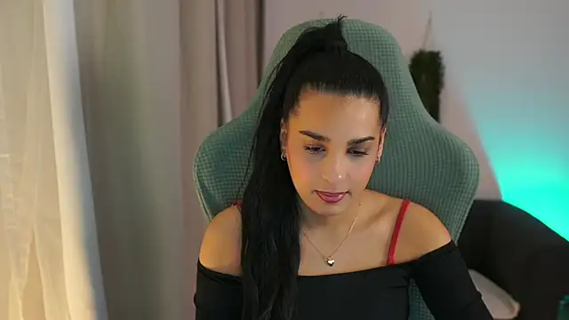 mila  denver online show from 01-28-25, 09:08