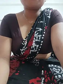 Priya 2222 online show from 05-18-26, 06:58