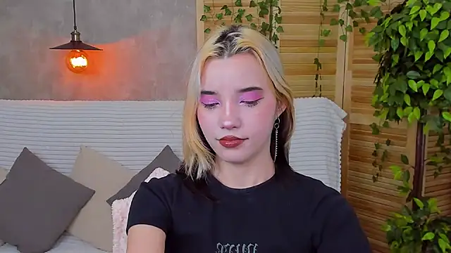 Snapshot of as1an_girlfriend chatting on 01-27-25, 04:20 as1an girlfriend online show from 01-27-25, 04:20