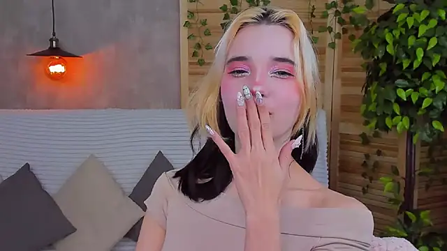 Snapshot of as1an_girlfriend chatting on 01-29-25, 04:05 as1an girlfriend online show from 01-29-25, 04:05