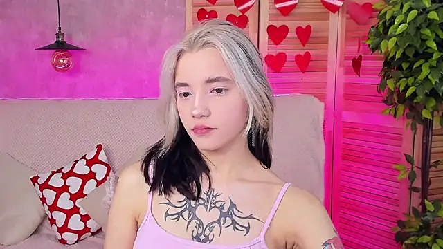 Snapshot of as1an_girlfriend chatting on 02-19-25, 04:01 as1an girlfriend online show from 02-19-25, 04:01