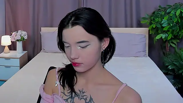 Snapshot of as1an_girlfriend chatting on 09-09-25, 10:48 as1an girlfriend online show from 09-09-25, 10:48