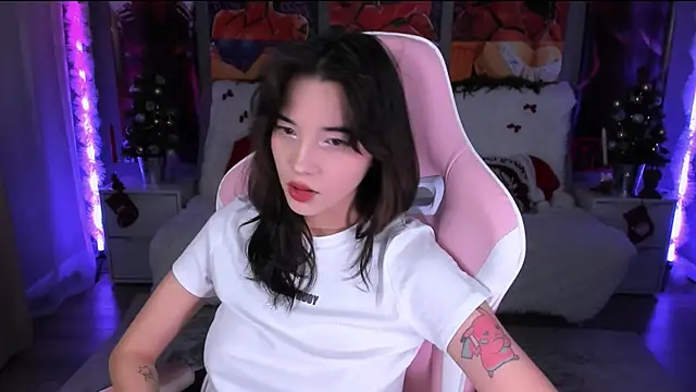 Snapshot of as1an_girlfriend chatting on 12-21-25, 12:45 as1an girlfriend online show from 12-21-25, 12:45