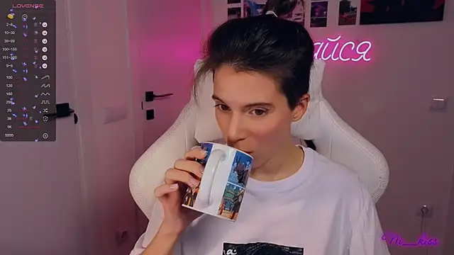  ni kiss online show from 10-06-25, 06:38