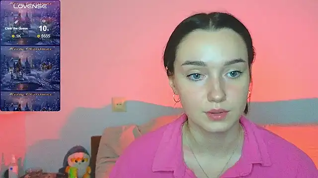 Snapshot of Wild_Sophie_ chatting on 01-16-25, 03:35 Wild Sophie online show from 01-16-25, 03:35