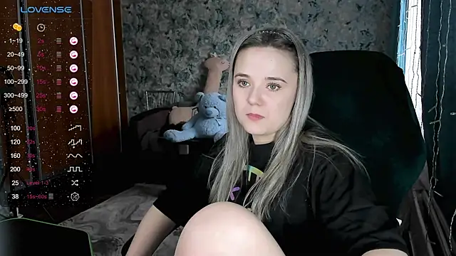 Your small bunny online show from 01-27-25, 07:56