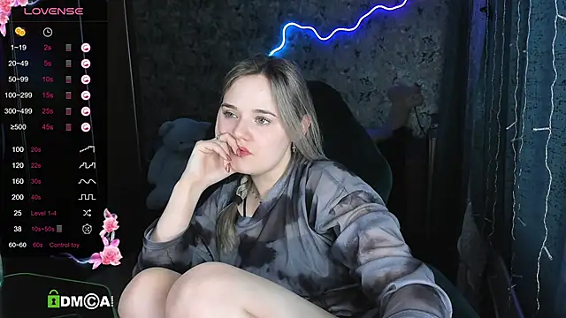 Your small bunny online show from 03-13-25, 12:35