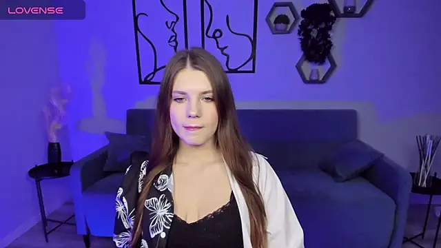 Snapshot of BellaSweetHeart chatting on 12-06-24, 03:33 BellaSweetHeart online show from 12-06-24, 03:33