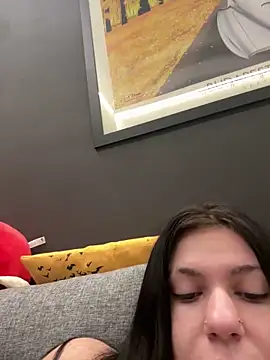 Snapshot of nekorori chatting on 02-20-25, 10:37 nekorori online show from 02-20-25, 10:37