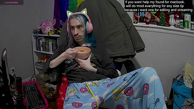 tallnerdyguy online show from 02-27-25, 03:36