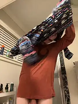 tallnerdyguy online show from 06-19-26, 03:33