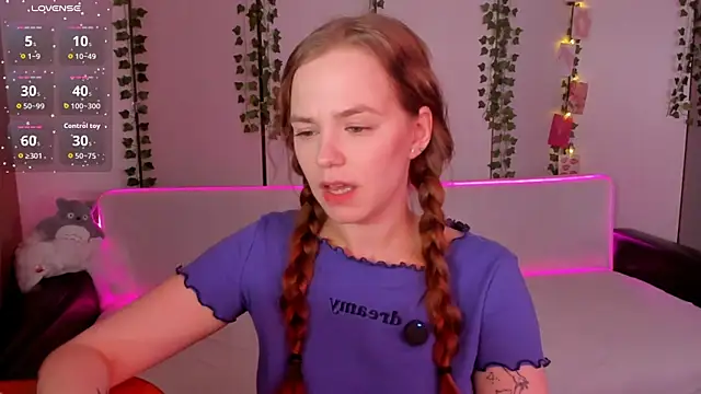 Fox Lisa online show from 04-21-26, 08:23