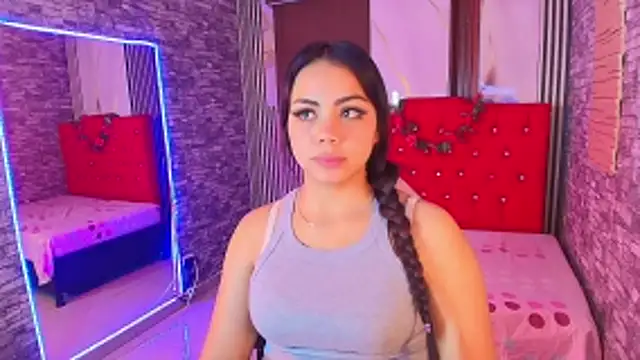 Snapshot of maribelsex303av chatting on 11-06-25, 11:11 maribelsex303av online show from 11-06-25, 11:11