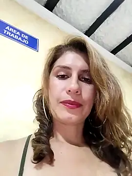 Alysson-- online show from 02-14-25, 07:33