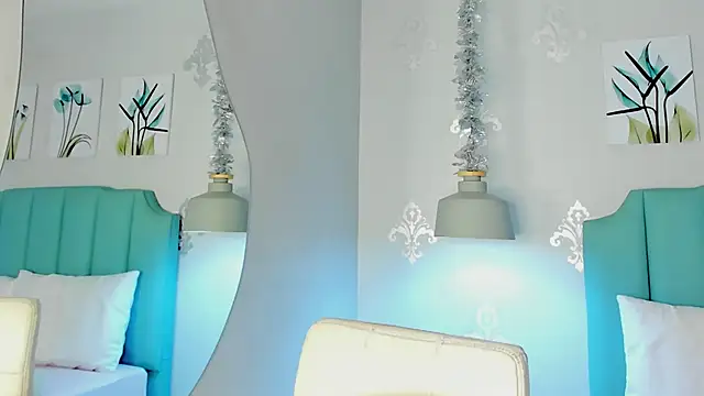 Snapshot of Khenta_Michells chatting on 03-10-25, 01:10 Khenta Michells online show from 03-10-25, 01:10