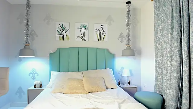 Snapshot of Khenta_Michells chatting on 03-19-25, 10:44 Khenta Michells online show from 03-19-25, 10:44