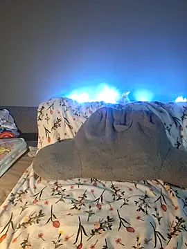 MsPink Flamingtoes544 online show from 04-18-26, 01:59