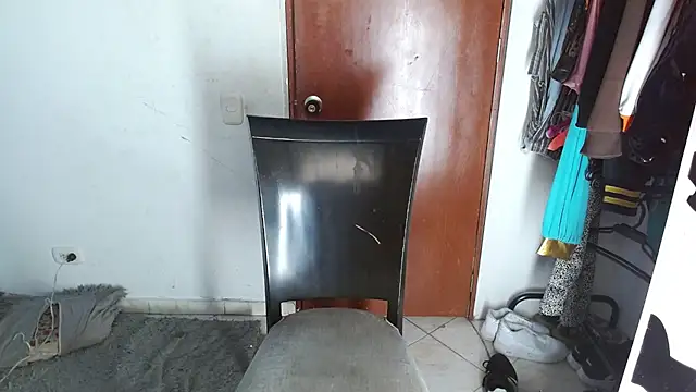 Snapshot of Party_trans chatting on 12-07-24, 03:08 Party trans online show from 12-07-24, 03:08