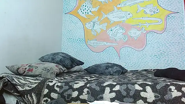 Snapshot of Party_trans chatting on 03-05-25, 09:04 Party trans online show from 03-05-25, 09:04