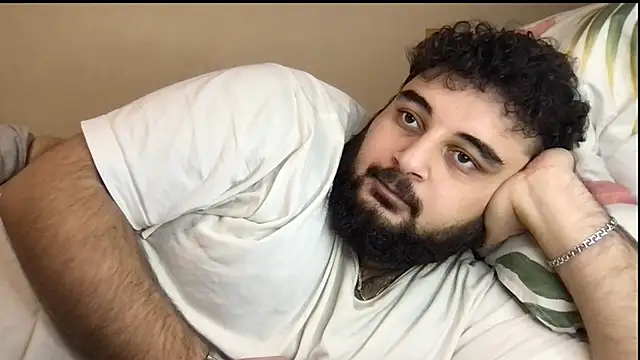 teddy alan online show from 10-27-25, 01:04