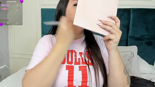 Charlotte Mayer online show from 01-16-25, 11:37