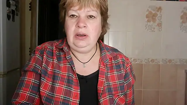 Snapshot of Ettie_Tonia chatting on 01-14-26, 05:13 Ettie Tonia online show from 01-14-26, 05:13