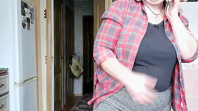 Snapshot of Ettie_Tonia chatting on 02-15-26, 07:05 Ettie Tonia online show from 02-15-26, 07:05