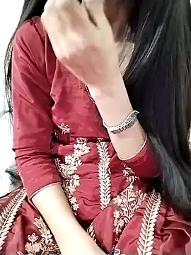 Snapshot of Cute-Ridhima chatting on 01-01-25, 04:39 Cute-Ridhima online show from 01-01-25, 04:39