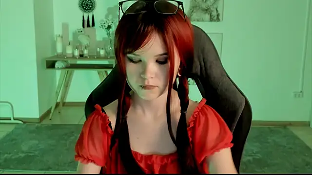 Elainebeness online show from 01-12-25, 10:54