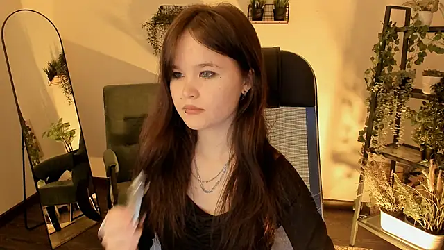 Elainebeness online show from 04-01-26, 04:26