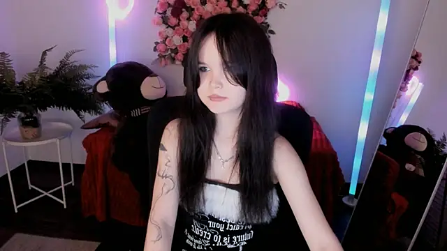 Elainebeness online show from 06-11-26, 05:22