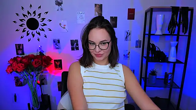 Snapshot of JaneWyatt chatting on 03-21-25, 11:22 JaneWyatt online show from 03-21-25, 11:22