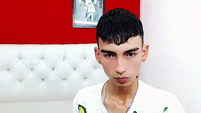 ttimy x boy online show from 02-01-25, 09:43